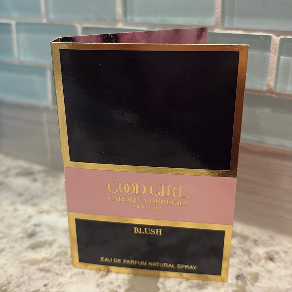 ❤️ 4 for $20 Carolina Herrera Good Girl Blush Mini Travel Vial NEW